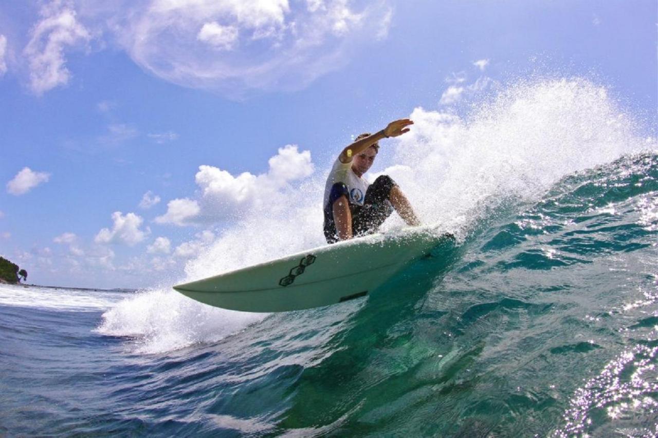 Hotel Batuta Maldives Surf View Thulusdhoo Exterior foto